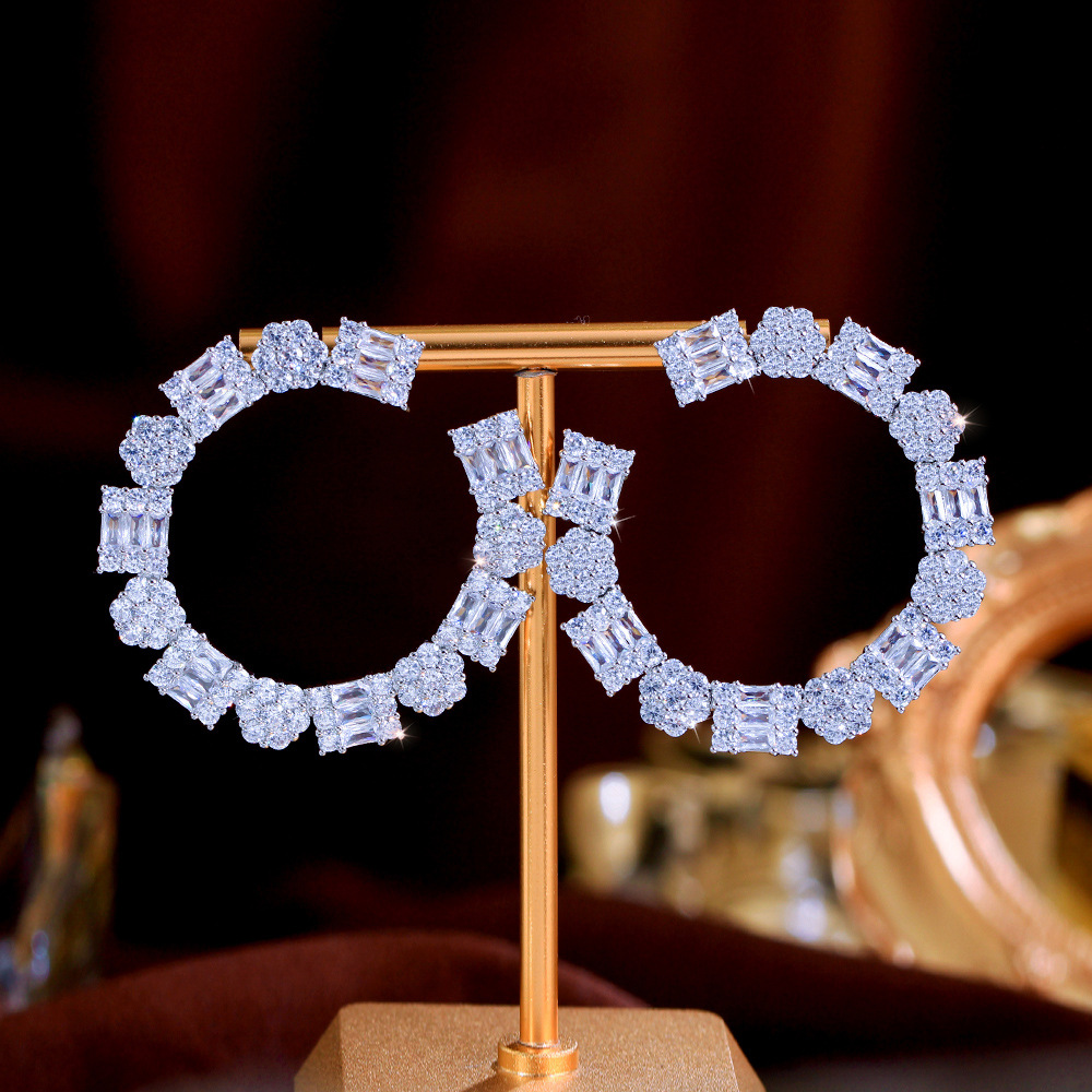 2025 Choucong Stud Earrings Luxury Jewelry 925 Sterling Silver T Princess Cut 5A Cubic Zircon CZ Diamond Elegant Women Wedding Circle Earring For Love