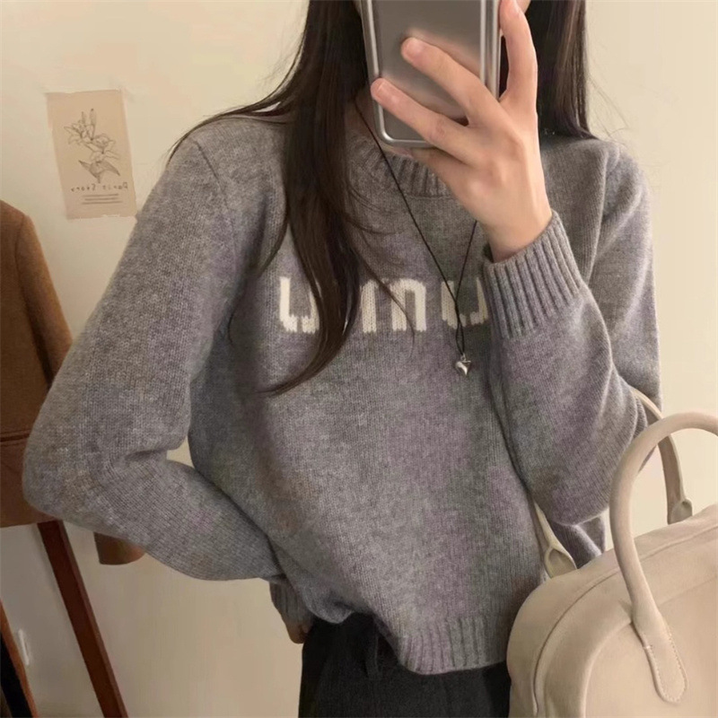 Women's White Crew Neck Knit Top Short-Style Designed with Letter Jacquard Spicy Girl Vibe Inner Sweater Base Layer