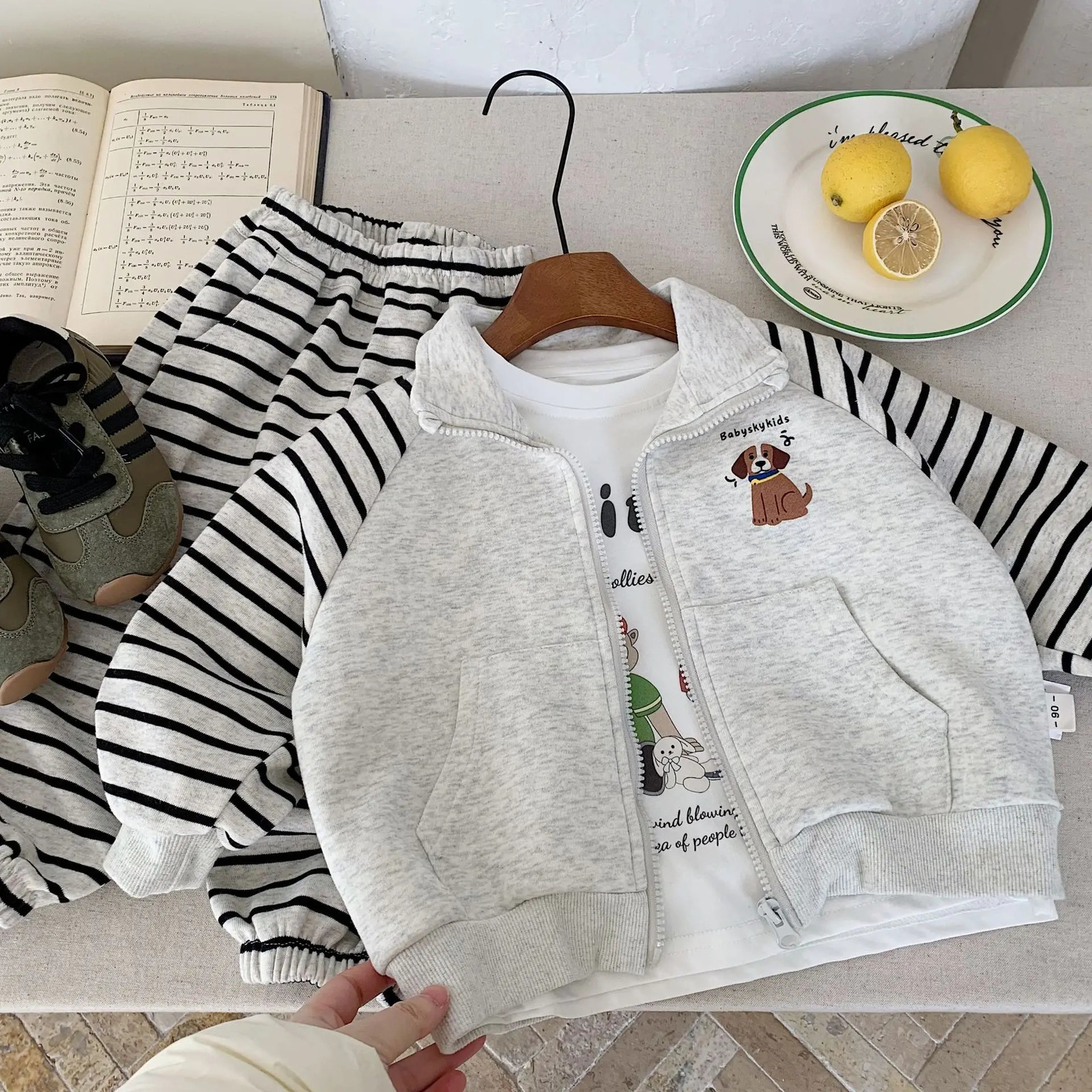 Kids Baby Boys Autumn Sets Cartoon Dog Printed CoatStriped Elastic Waist Pant 1-8Y Boys Sets Long Sleeves Baby Boys Sport Sets 250729