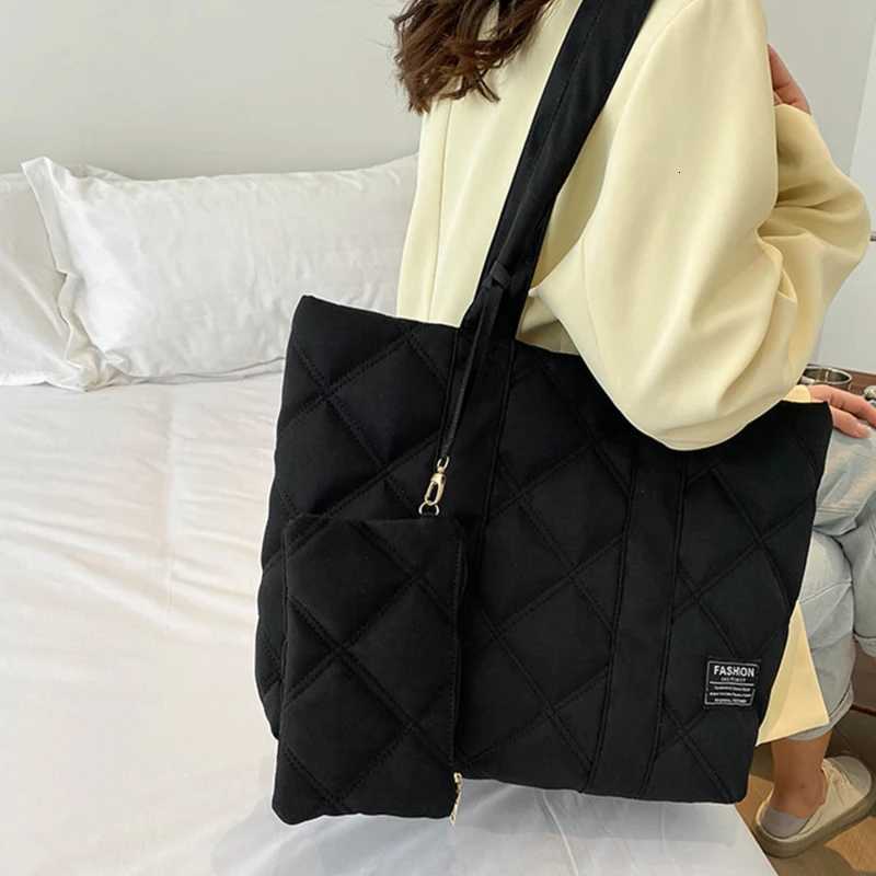 2020 Fall/Winter Fi Rhbus Space Nylon Suit Shoulder Bag Large Capacity Solid Color All-Match Shopping Tote Bag Y250730
