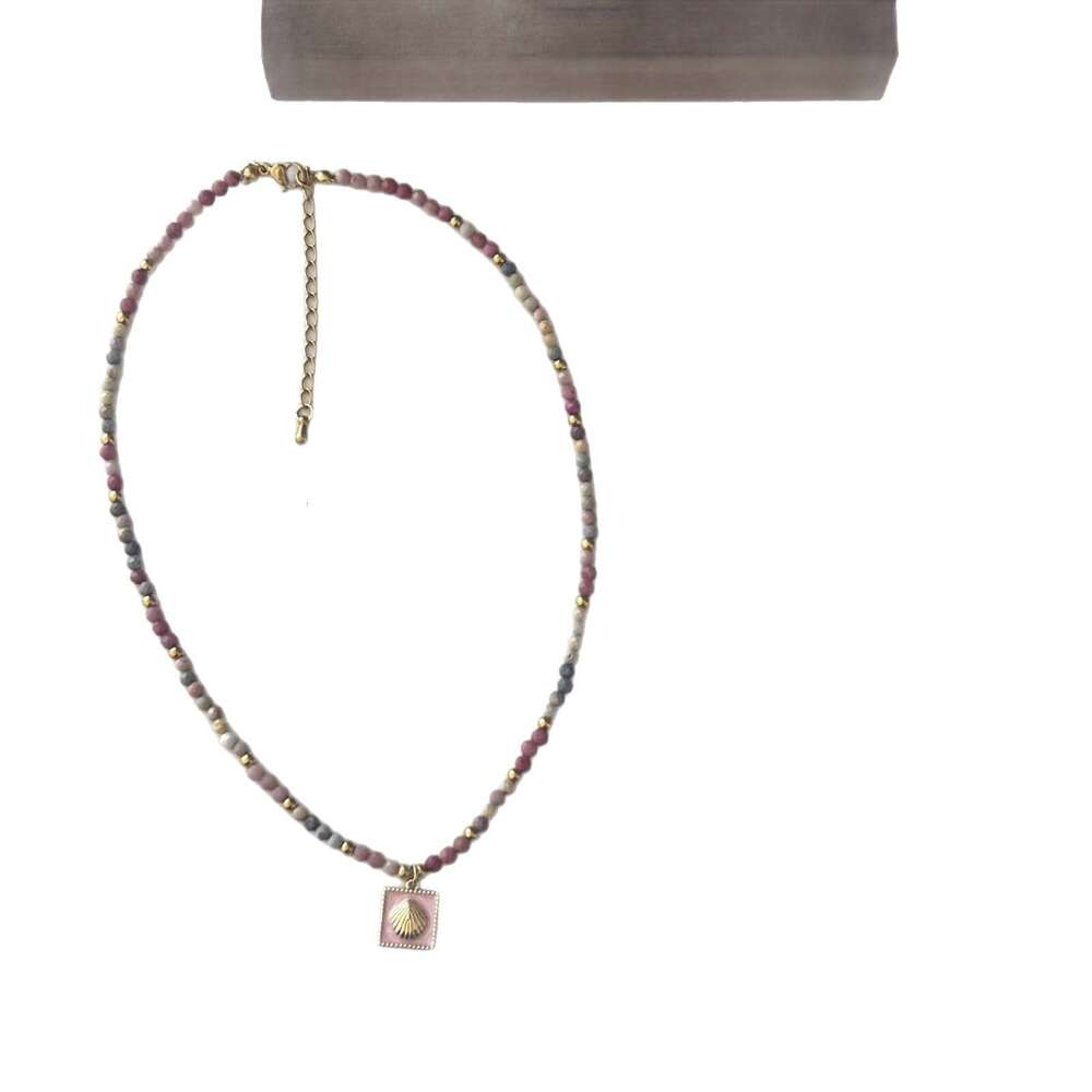 Pink Square Gold Shell Dopamine Colorful Natural Stone Beaded Necklace Elegant Versatile Fashionable Clavicle Chain 8e4