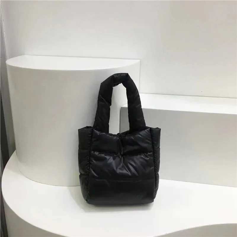 100% Cotton Lightweight Down Cotton Shoulder Crossbody Bag Solid Color Purse Handbags Luxury Designer Ladies Travel Shopper Bags Y250730