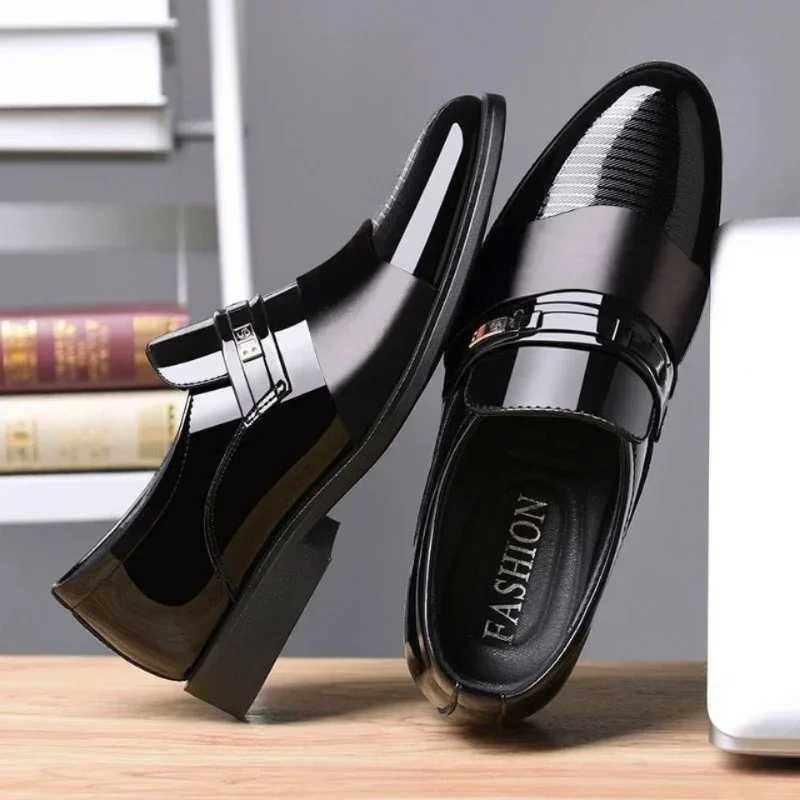 Leather Shoes for Men Wedding Formal Oxfords Business Casual Off Work Shoes for Men Classic Luxury Pointy Mens Dress Shoes Y250730