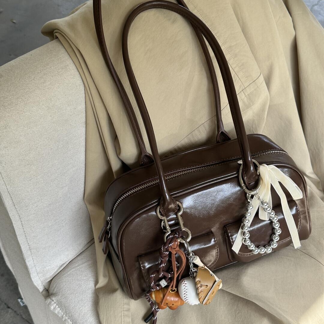 Summer New Women's Shoulder Bag New Bowling Bag Large Capacity Shoulder Bag New Designer Bag Summer New Niche Design Solid Color Designer Luxury 