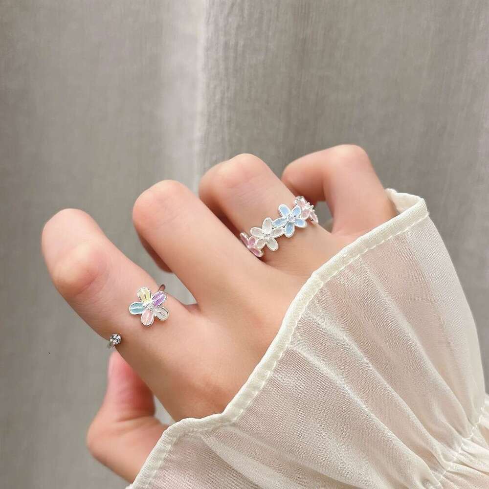 2025 Spring New Fresh Hollow Enamel Open Flower Ring Niche Design Sweet Style Simple Elegant Jewelry fc6