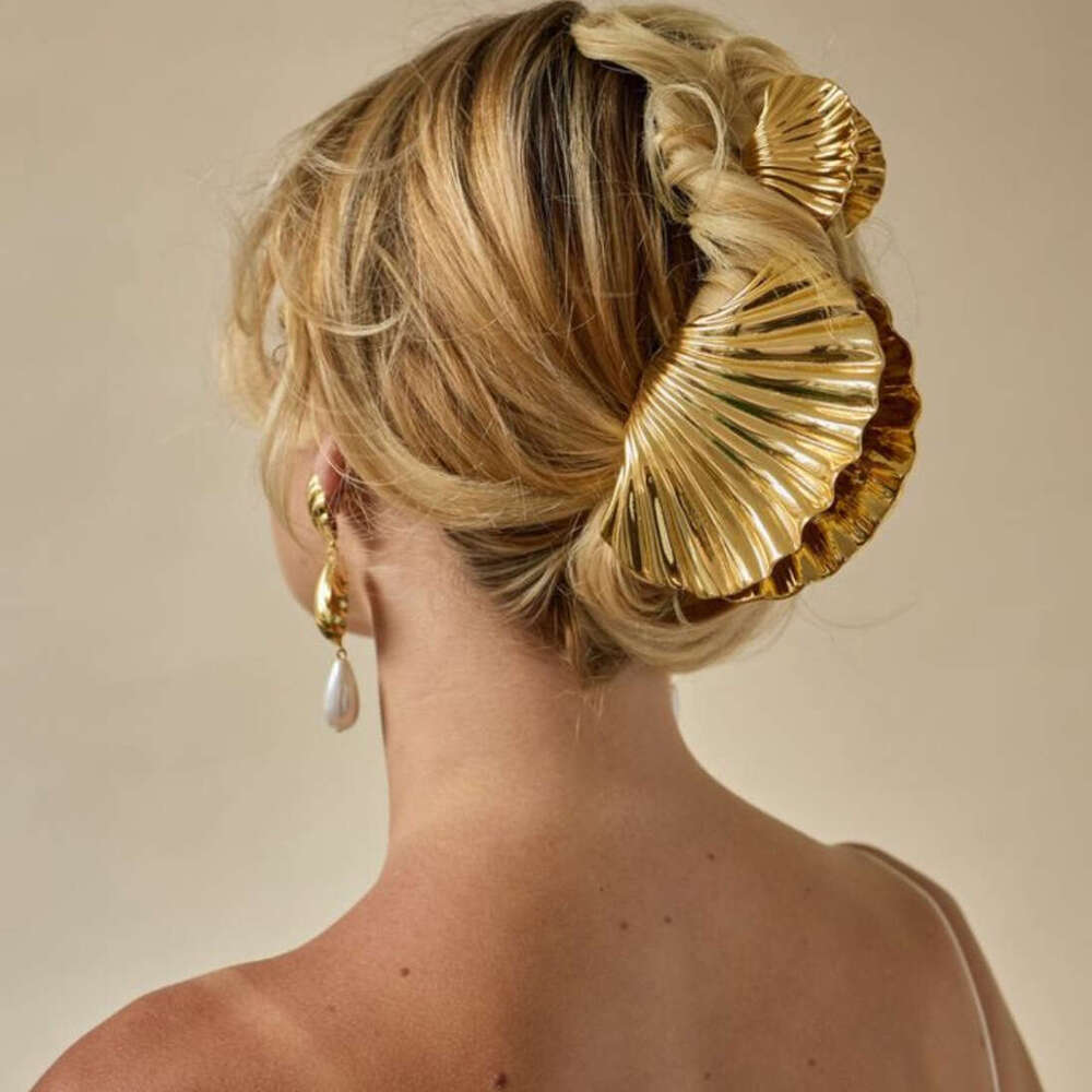 Vacation Style Large Shell Niche Design Alloy Claw Ins Bun Shark Clip Hair Accessory