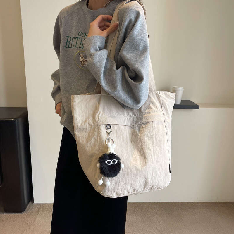 Waterproof Nylon Casual Shoulder for Women New Design Sense Niche Large Capacity Commuter Canvas Tote Bag