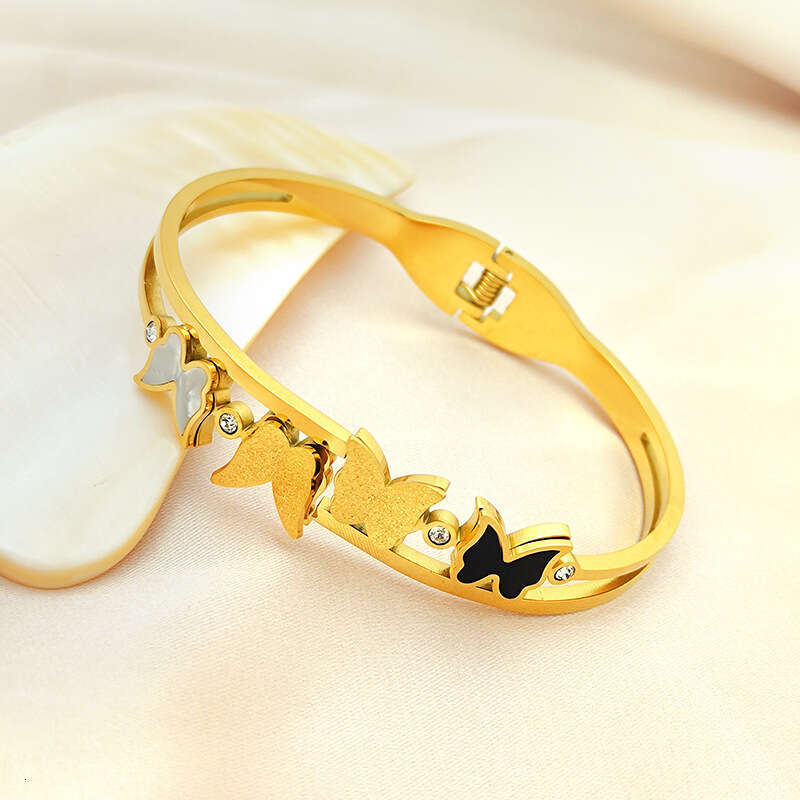 Xiyin Fashion Korean Version Titanium Steel Butterfly Simple Bracelet Spring Open Non-Fading Jewelry