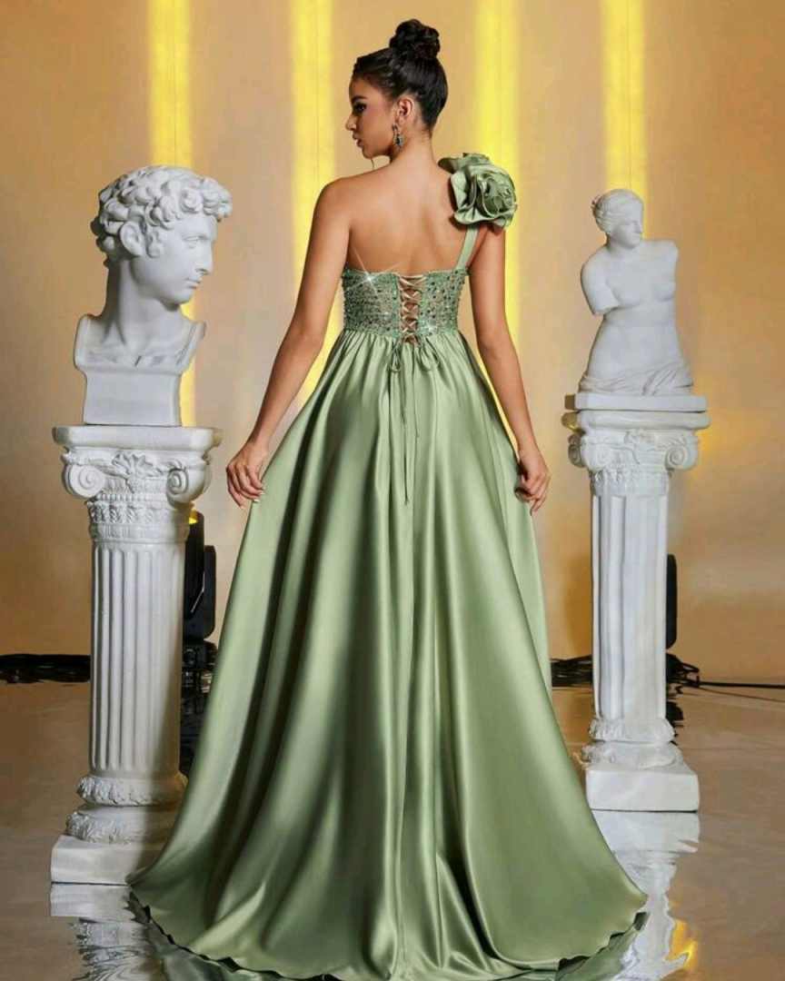 Graceful Green Prom Dresses One Shoulder Sleeveless Lace-Up Court Gown Floor-Length Custom Made Formal Party Dress Vestido De Noite