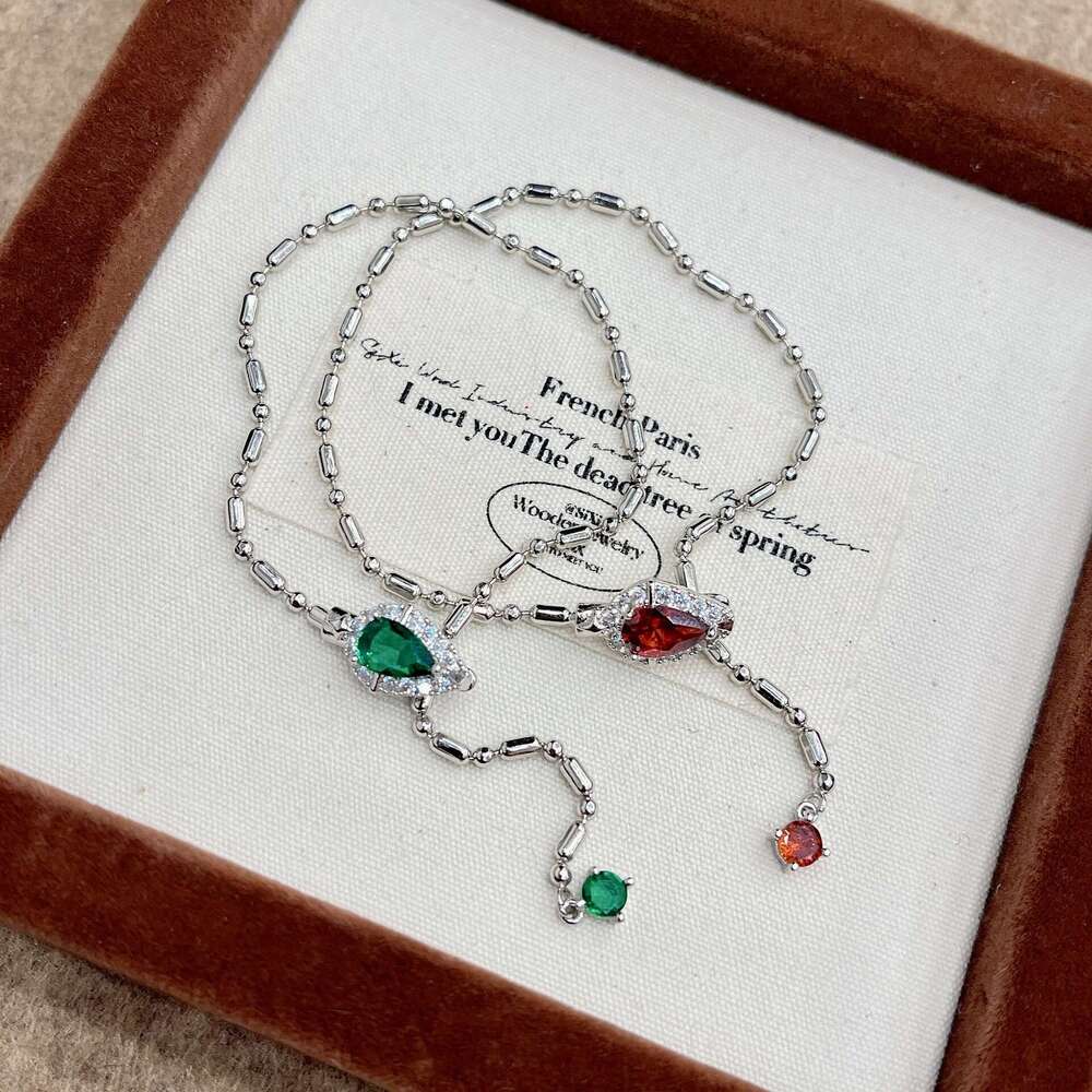 Niche French Style Super Fairy Snake Year Bracelet Emerald Zircon Light Trendy Fashionable Temperament 7a1