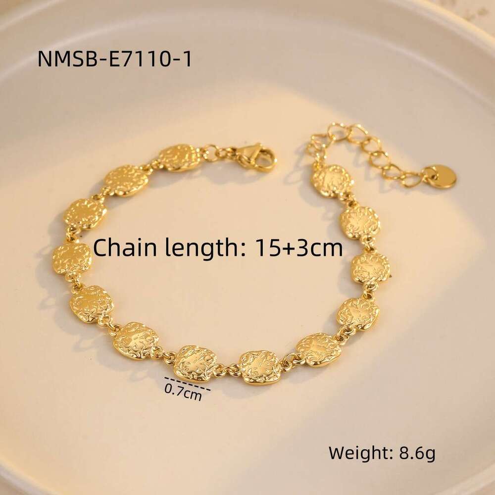 Elegant Versatile Stainless Non-Fading Square Hammered Gold Bracelet for Women, Niche High-End Titanium Steel Jewelry