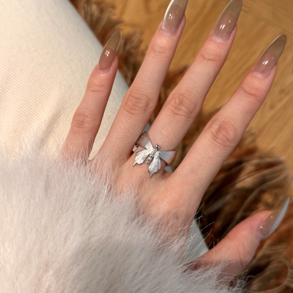 Chic & Stylish Ladys Butterfly Motif Ring Made from Genuine 925 Silver