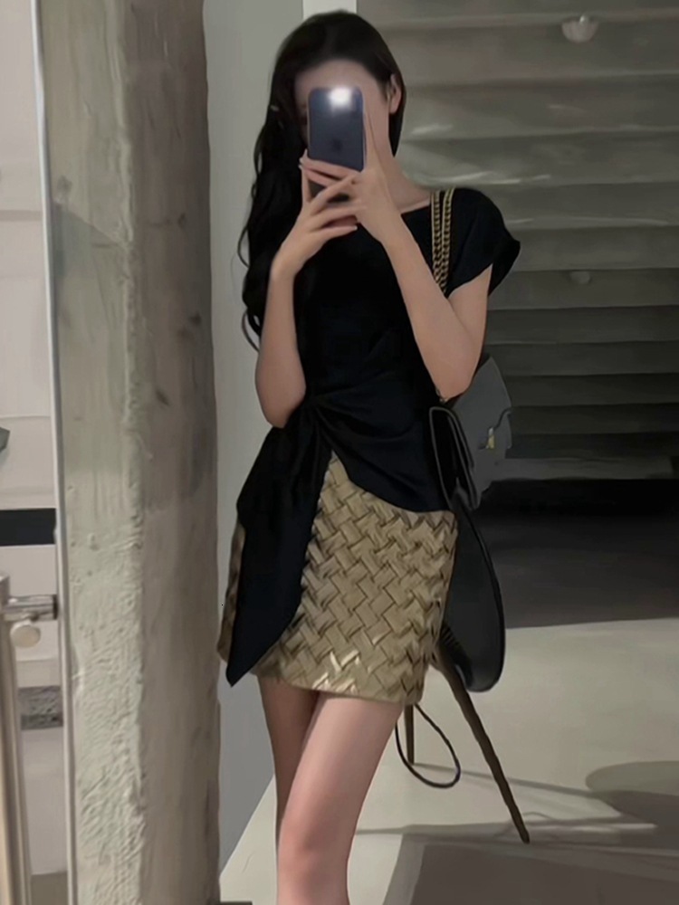 2025 French style lightweight luxury acetate satin women's T-shirt top high-end style summer new elegant waistband fashion shirt new designer T-s