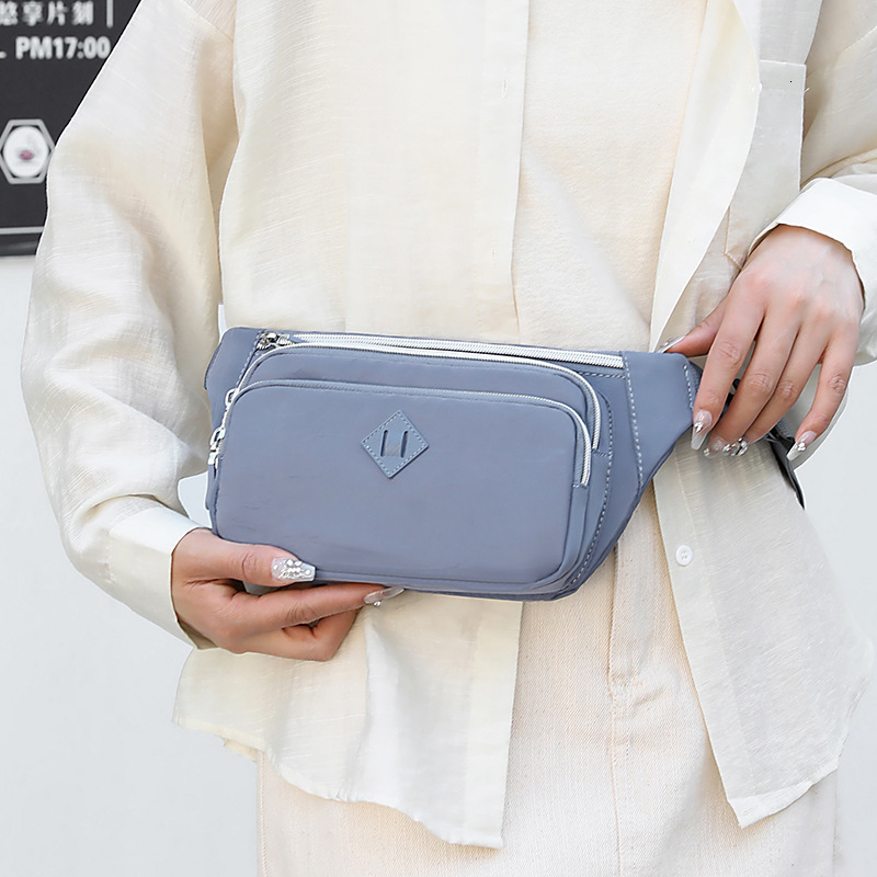 Colorful Fox Women's New Waist Outdoor Casual Sports Chest Fashion Simple Portable Phone Bag ddmymoon