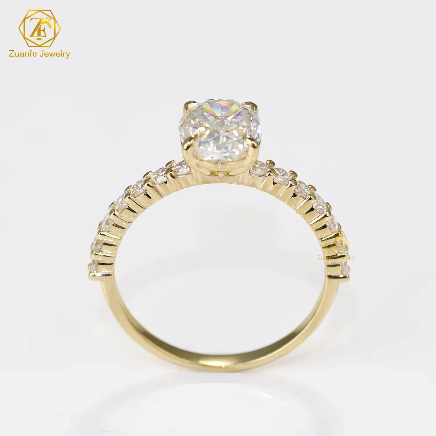Professional Custom Factory Outlet New Design IGI Oval Shape Lab Grown Diamond Ring with HPHT CVD for Wedding or Engagement