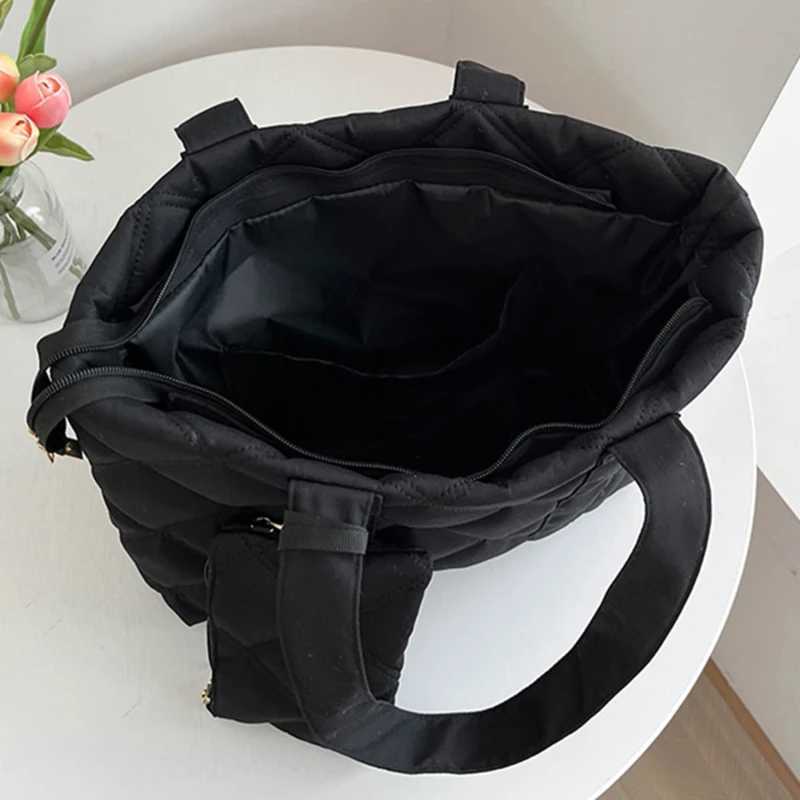 2020 Fall/Winter Fi Rhbus Space Nylon Suit Shoulder Bag Large Capacity Solid Color All-Match Shopping Tote Bag Y250730