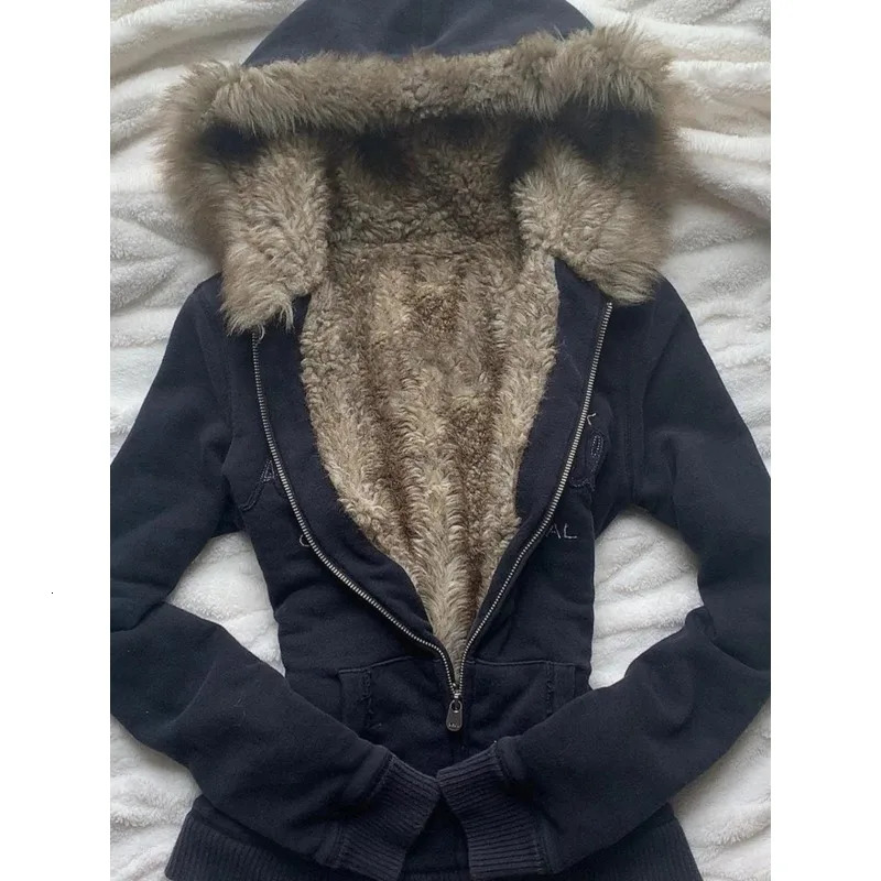 Harajuku letter y high quality plush fabric slim long sleeve hoodies for women Y2K winter warm fashion sweatshirts 250730