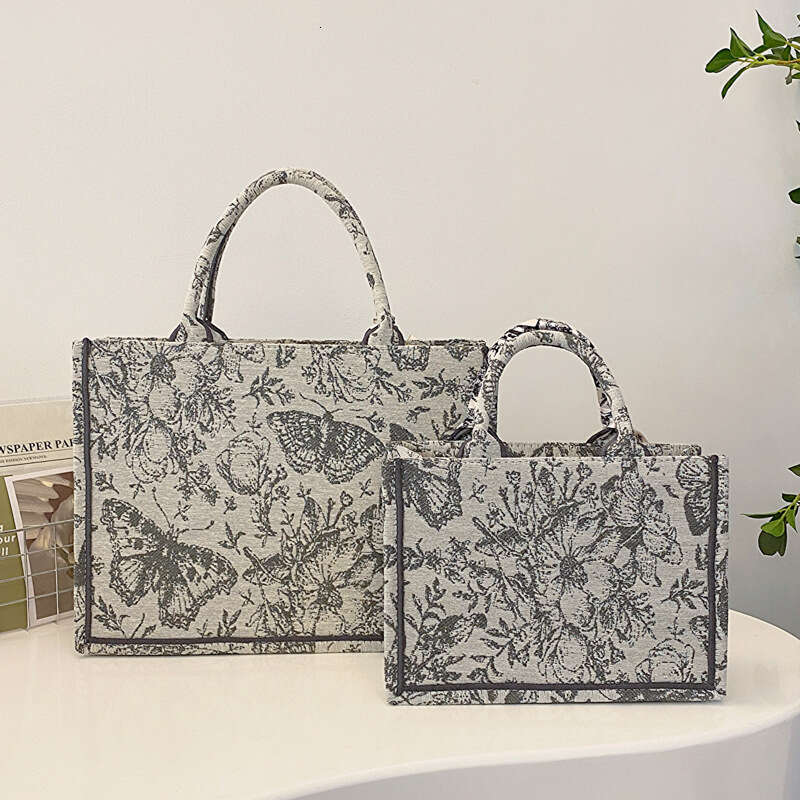 2025 New Fashion Handbag Spring Printed Computer Tote Versatile Embroidered Handheld Small Square Bag