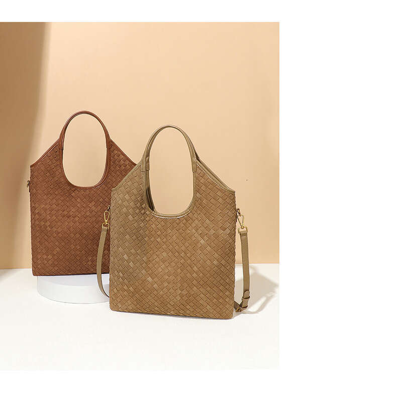 Women Casual Large Capacity Crossbody Handbag New Woven Underarm Single Shoulder Ladies Suede Matte Tote Bag