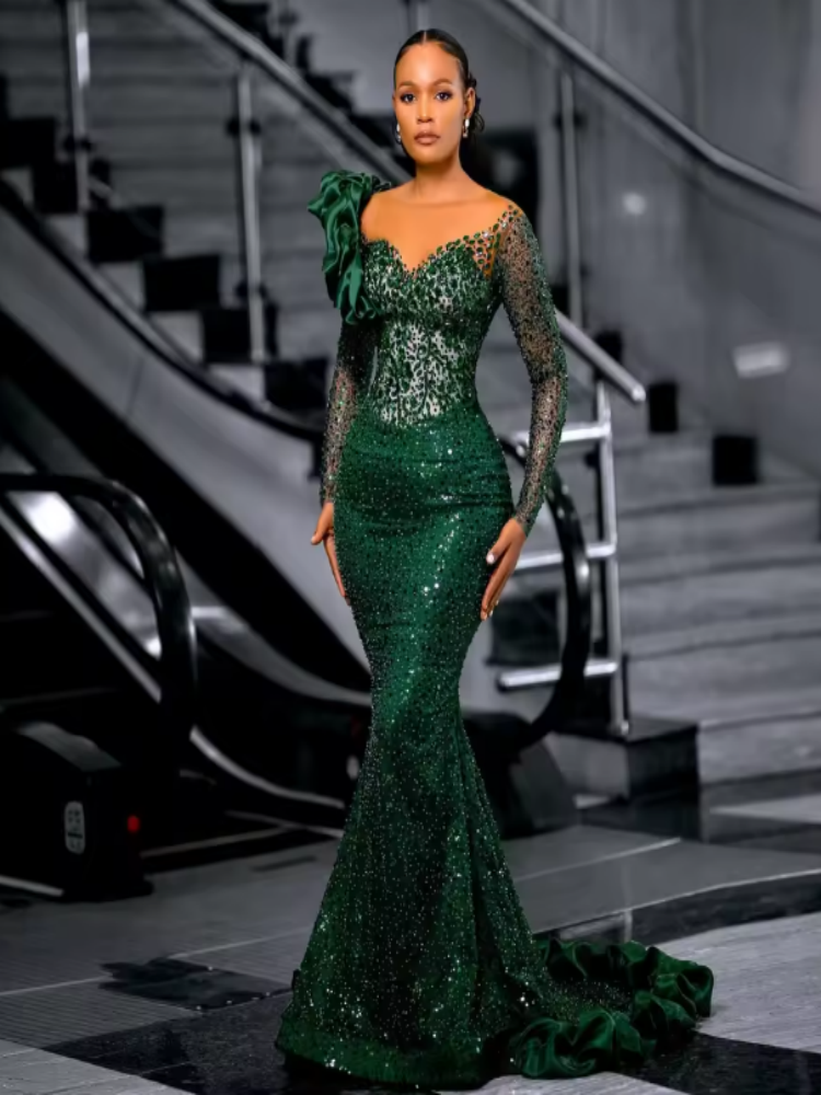 Green Evening Dresses Customized Sparkly Crystal Beadeds Birthday Dress African Prom Reception Dresses Formal Gown