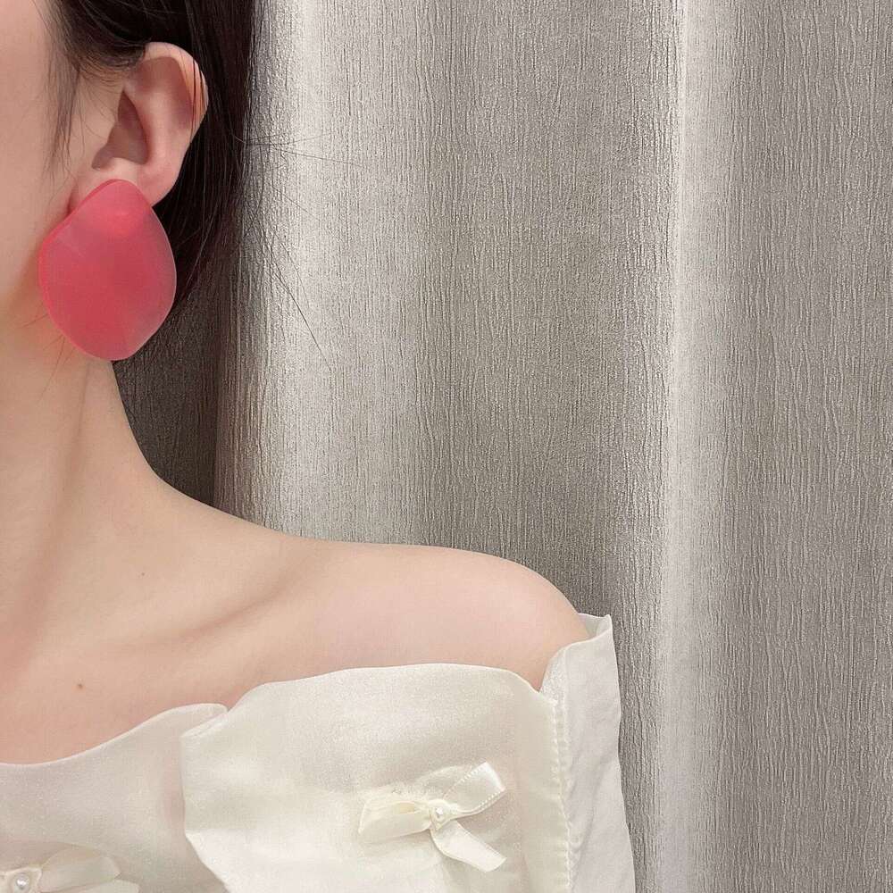 Celebrity Festival Same Style Big Shrimp Slice Irregular Pink Fish Scale 2025 Spring New Earrings 879