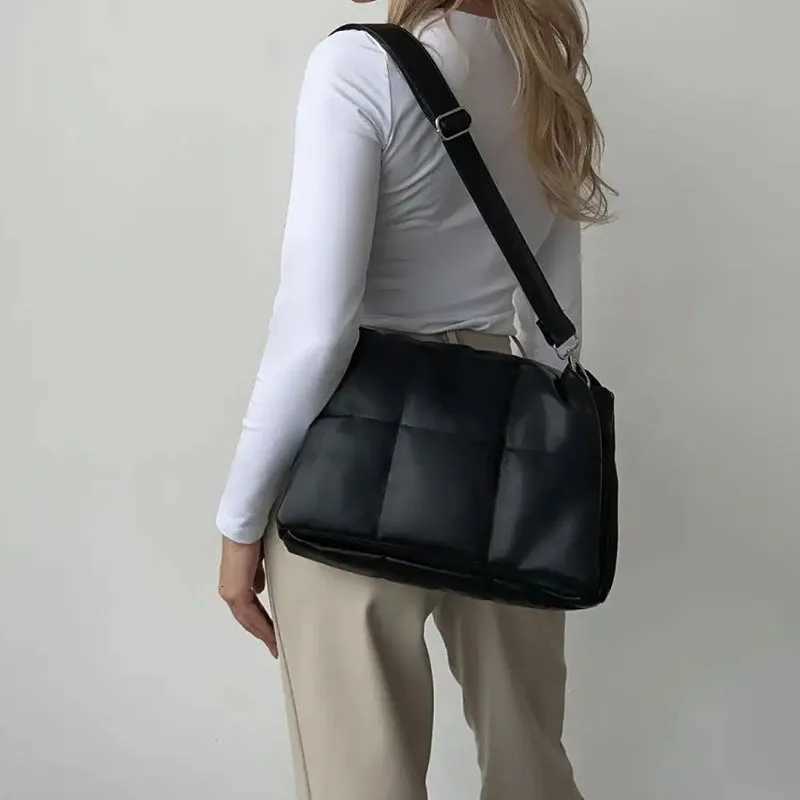 2023 Wens Padded Shoulder Bag Luxury Soft PU Leather Crossbody Bags for Women Luxury Designer Ladies Cute Purses and Handbags Y250730
