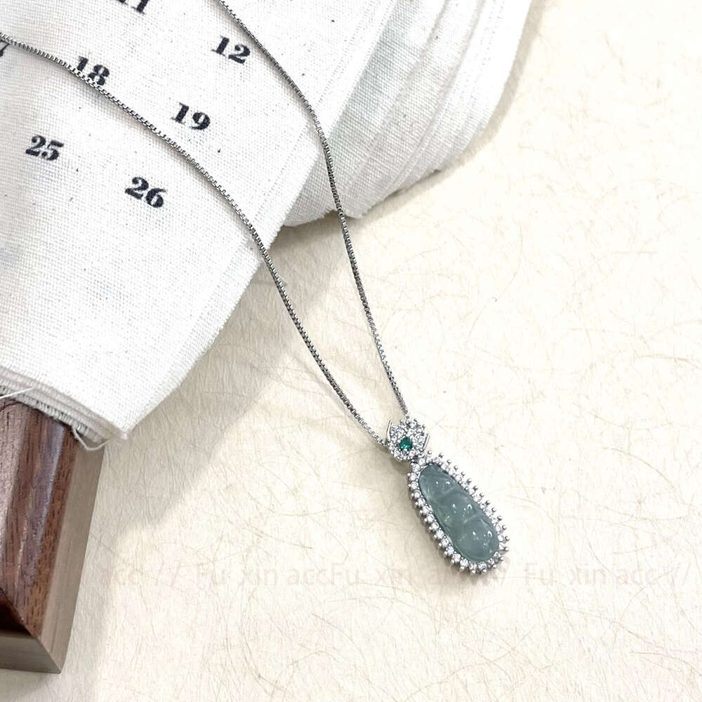 New Chinese Style Blue Water Jade Four Seasons Bean Pendant Necklace Light Niche Design Exquisite Cool Versatile Collarbone Chain bff
