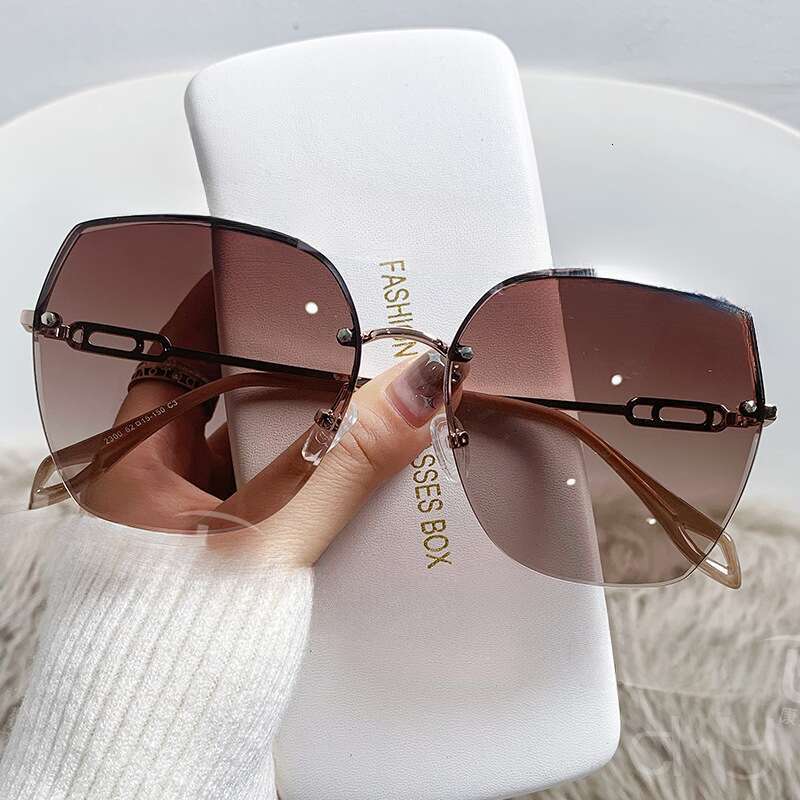 DHcollections Frameless Gradient Sunglasses - UV380 Protection, Metal Rim, Fashionable for Women (5 Trendy Colors)