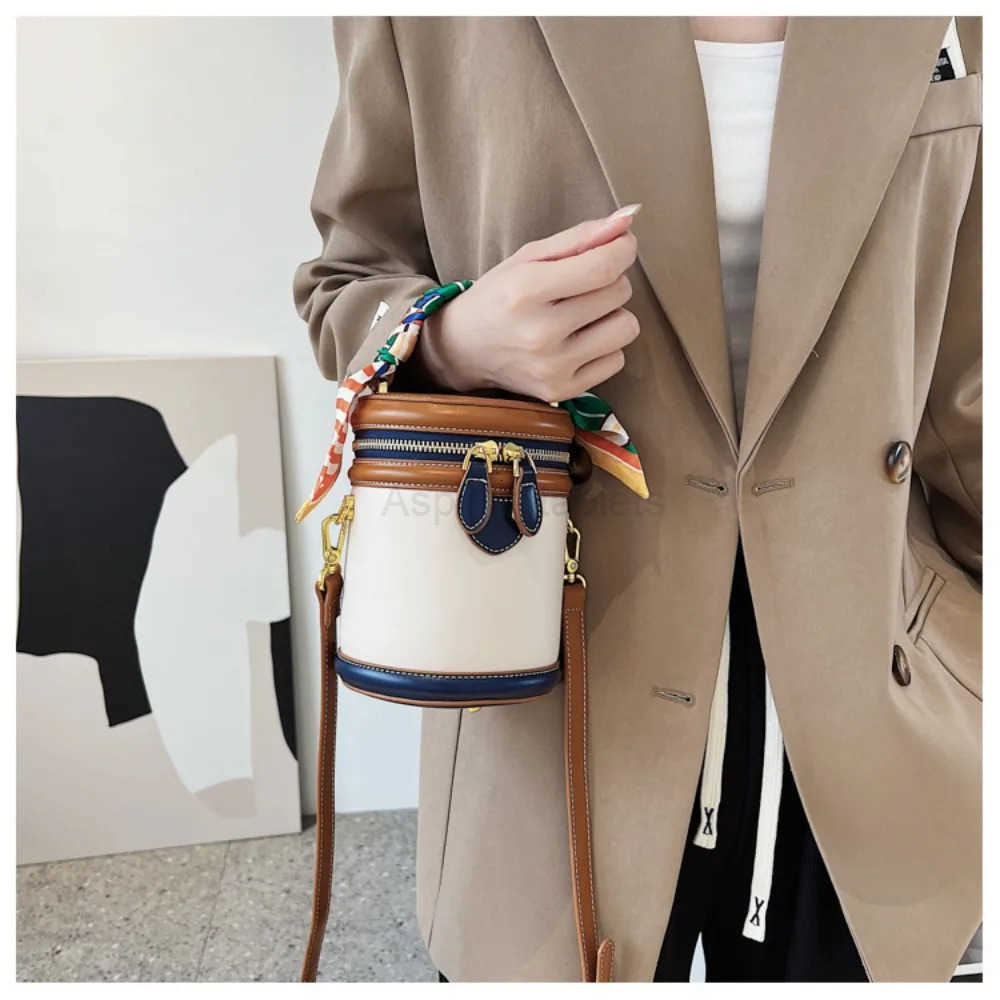 Exquisite PU Leather Bucket Bag Women New Cylinder Portable Hand Bag Large Capacity Shoulder Crossbody Bag for Travel Shopping M250730