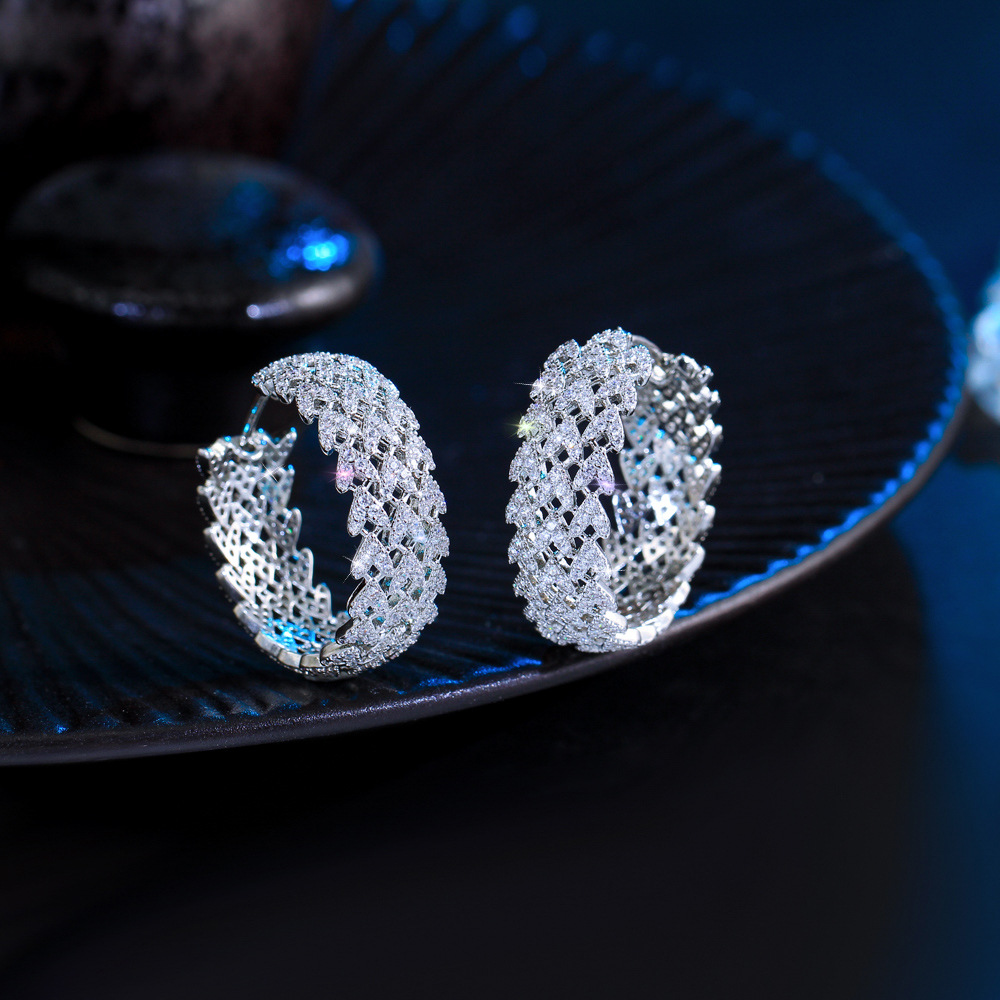 2025 Choucong Clip Earrings Luxury Jewelry 925 Sterling Silver 18K Gold Fill Pave White 5A Cubic Zircon CZ Diamond Hollow lace Women Wedding Earring G