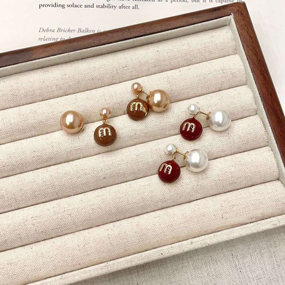 High-end Wine Red Brown Bead Short Unique Design Sense Stud Fashionable Elegant Earrings e13