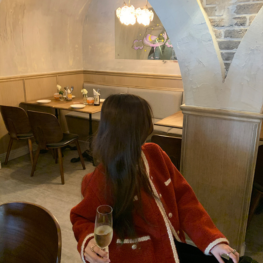 Free shipping designer coat for women Minimalist casual comfortable warm and stylish jacket with a hanging feel