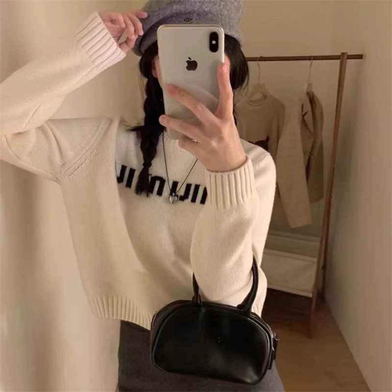Women's White Crew Neck Knit Top Short-Style Designed with Letter Jacquard Spicy Girl Vibe Inner Sweater Base Layer
