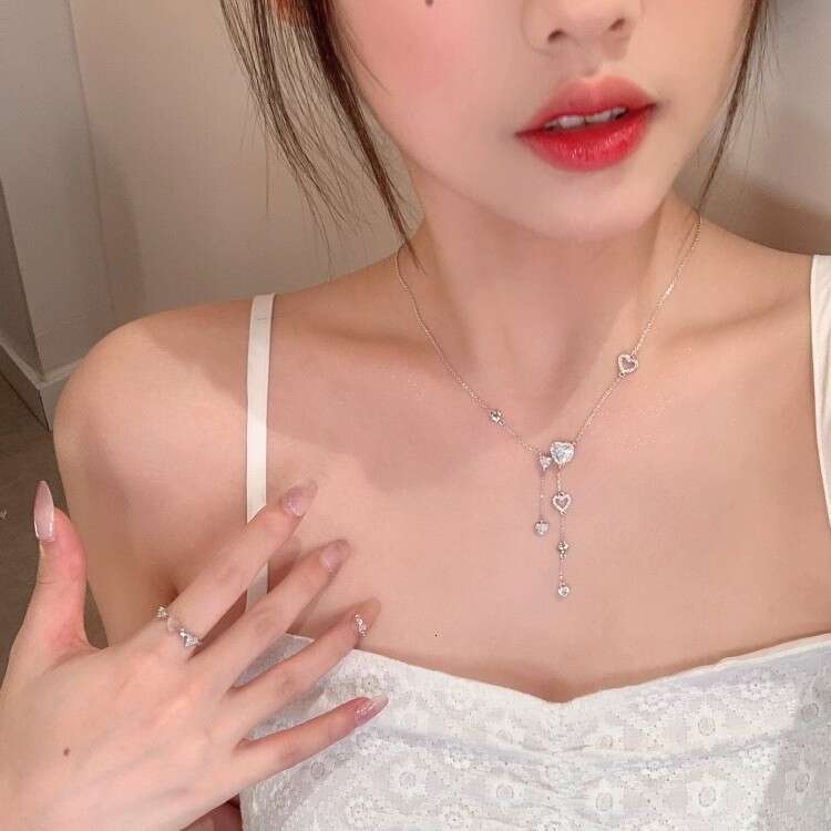 Fuxin Elegant Heart Tassel Necklace Niche Design Light Collarbone Chain High-end Versatile Hot Girl Accessory e93