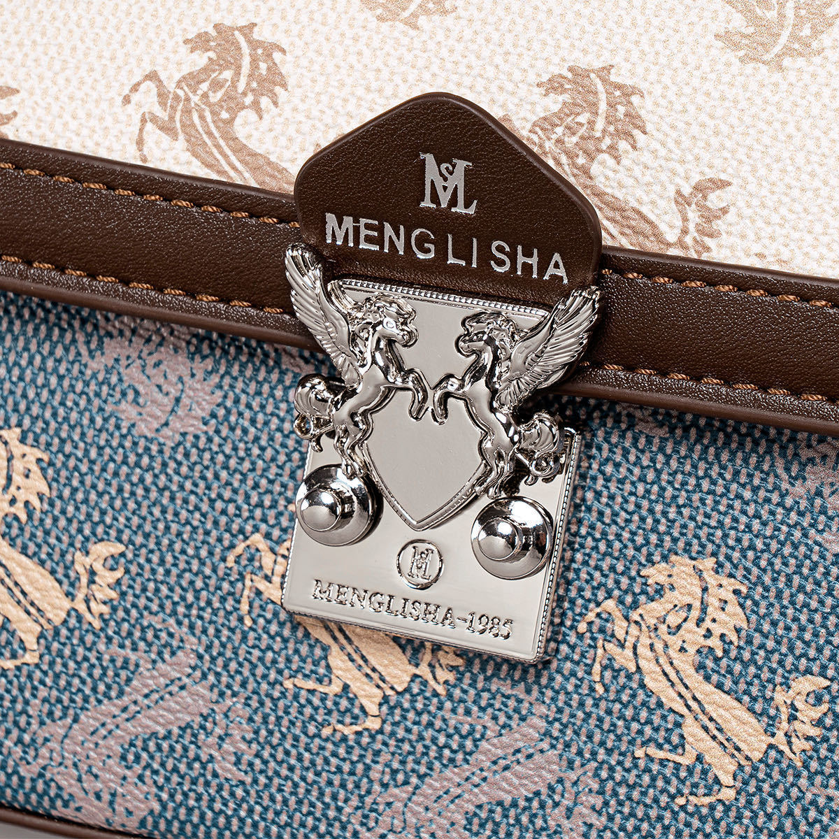 2025 Korean Version New Trend Niche Simple Crossbody Box for Women Commuting Versatile Fashion Handbag Shoulder Bag ddmymoon