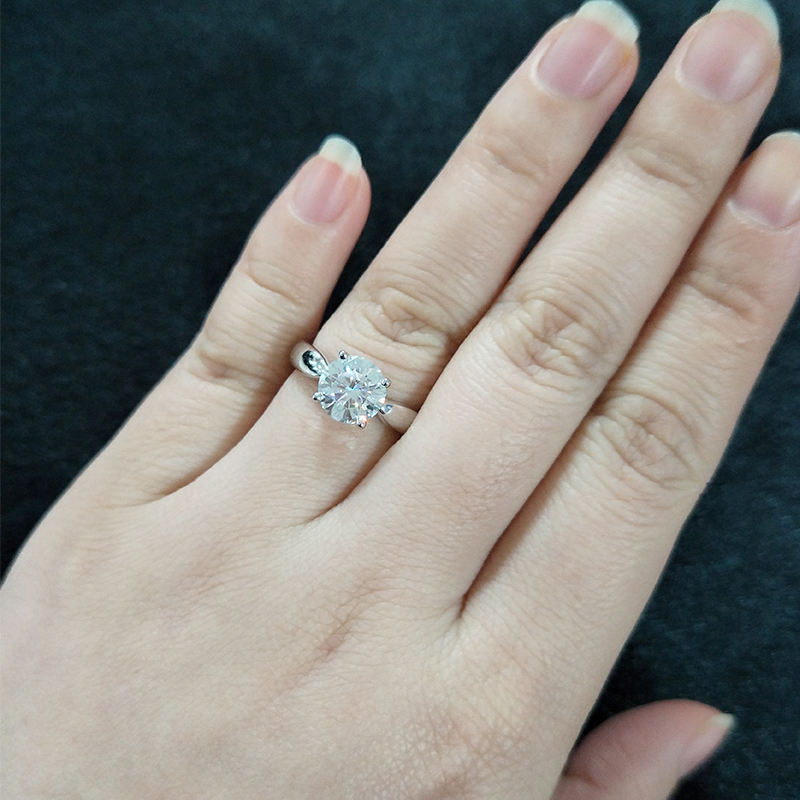 Customized 18K Gold Diamonds Ring 1ct IGI Certificate Round Cut Lab Grown Diamond Engagement Ring