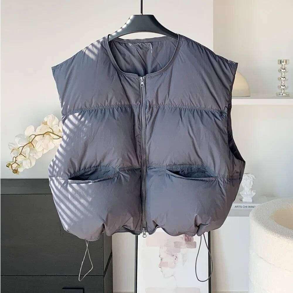Designer Clothing 2025 Duck Sleeveless Down Jacket Women New Winter Loose Short White Vest Adjustable Zipper Up Warm Casual Solid Puffer Coat