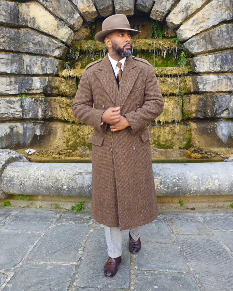 Handsome One Piece Formal Men Suits Wedding Tuxedos Wool Long Coat Men Jacket Double Breasted With Peaked Lapel Blazer Business Custom Made