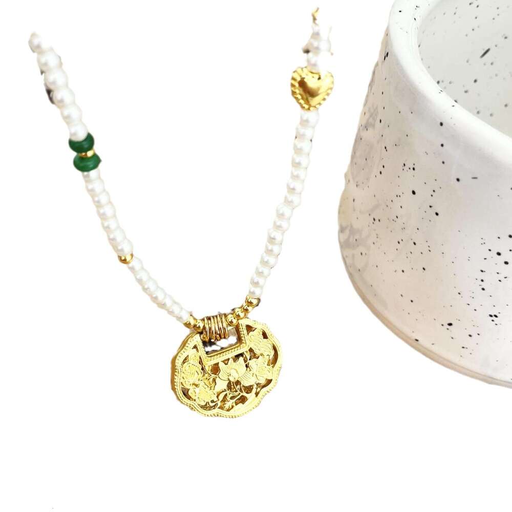 New Chinese Style Koi Fish Multi-Treasure Peace and Prosperity Lock Pendant for Women, Light Niche High-End Accessories, Exquisite Pearl Necklace d1d