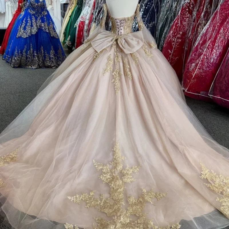 Light Pink Shiny Quinceanera Dresses Off The Shoulder Applique Lace Beads Bow Tulle Vestidos De 15 Anos Sweet 16 Dress