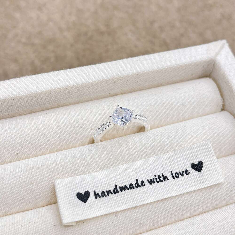 French Vintage Princess Cubic Zirconia for Women Brushed High-end Carved 2025 Spring New Ring e80