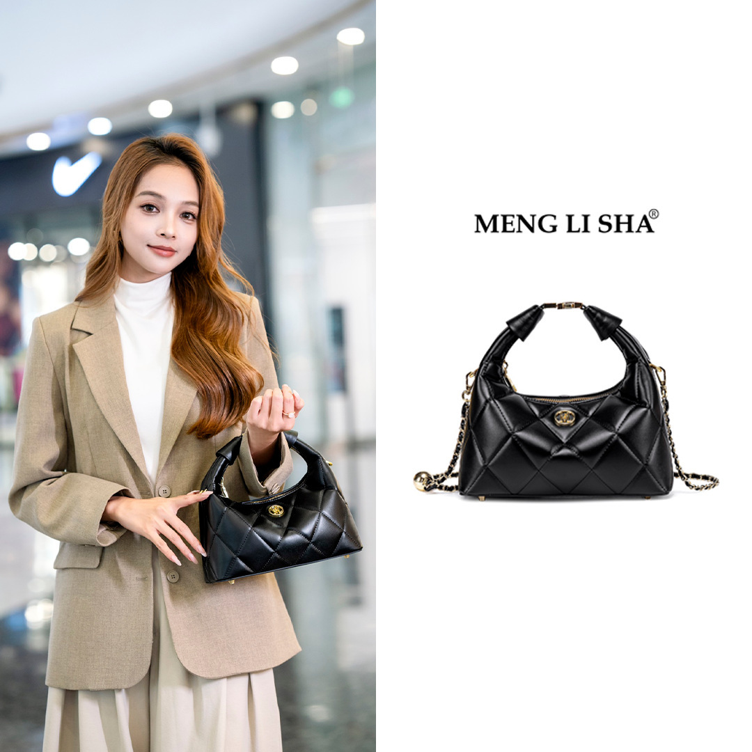 2025 New Niche Design High-End Single Shoulder Underarm Chain for Women Commuting Personality Simple Handheld Crossbody Bag ddmymoon
