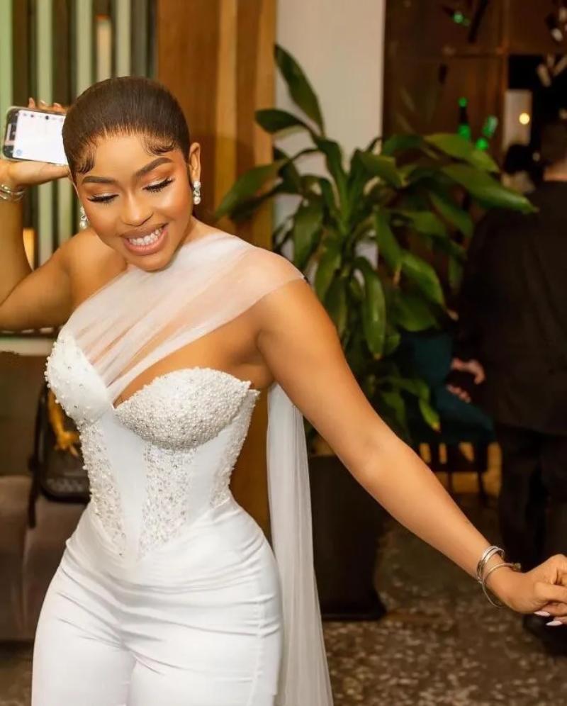 2025 Sweetheart Corset Women Jumpsuit Wedding Dresses With Tulle Ribbon Beaded Pearls Lace-up Aso Ebi Bridal Gown Outfit Pant Suit