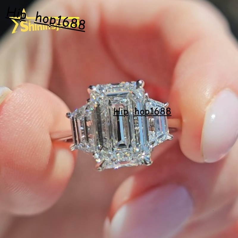 Luxury Jewelry Manufacturer Direct Custom Design Emerald Cut Lab Grown Diamond 10K 14K 18K Solid Gold Engagement Ring