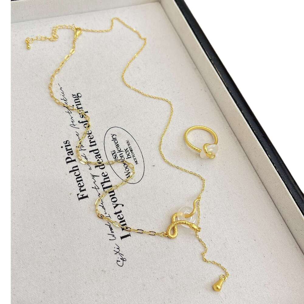 Sier Peace Buckle Necklace Autumn Winter Simple Versatile Unique Exquisite Snake Zodiac Year Clavicle Chain for Women 392