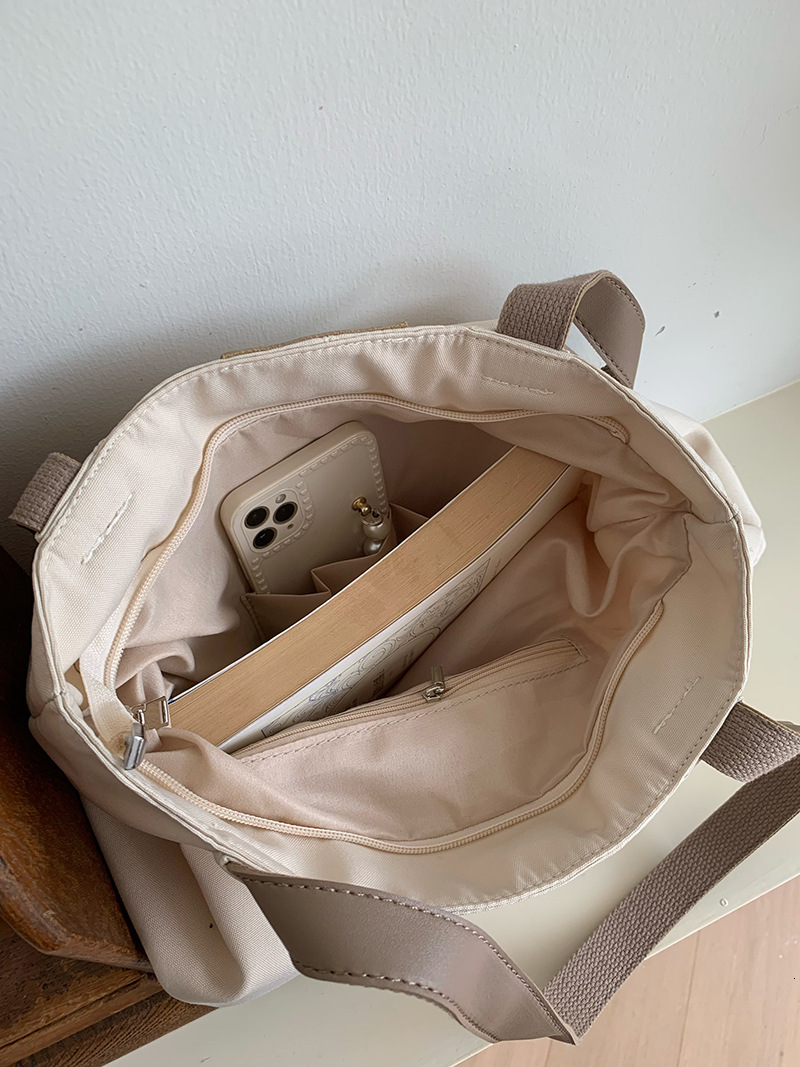 Designer Bag Luxury Bag Casual Versatile Shoulder Bag 2025 New Large Capacity Canvas Tote Bag For Women College Students Class Commuting Trendy Tote B