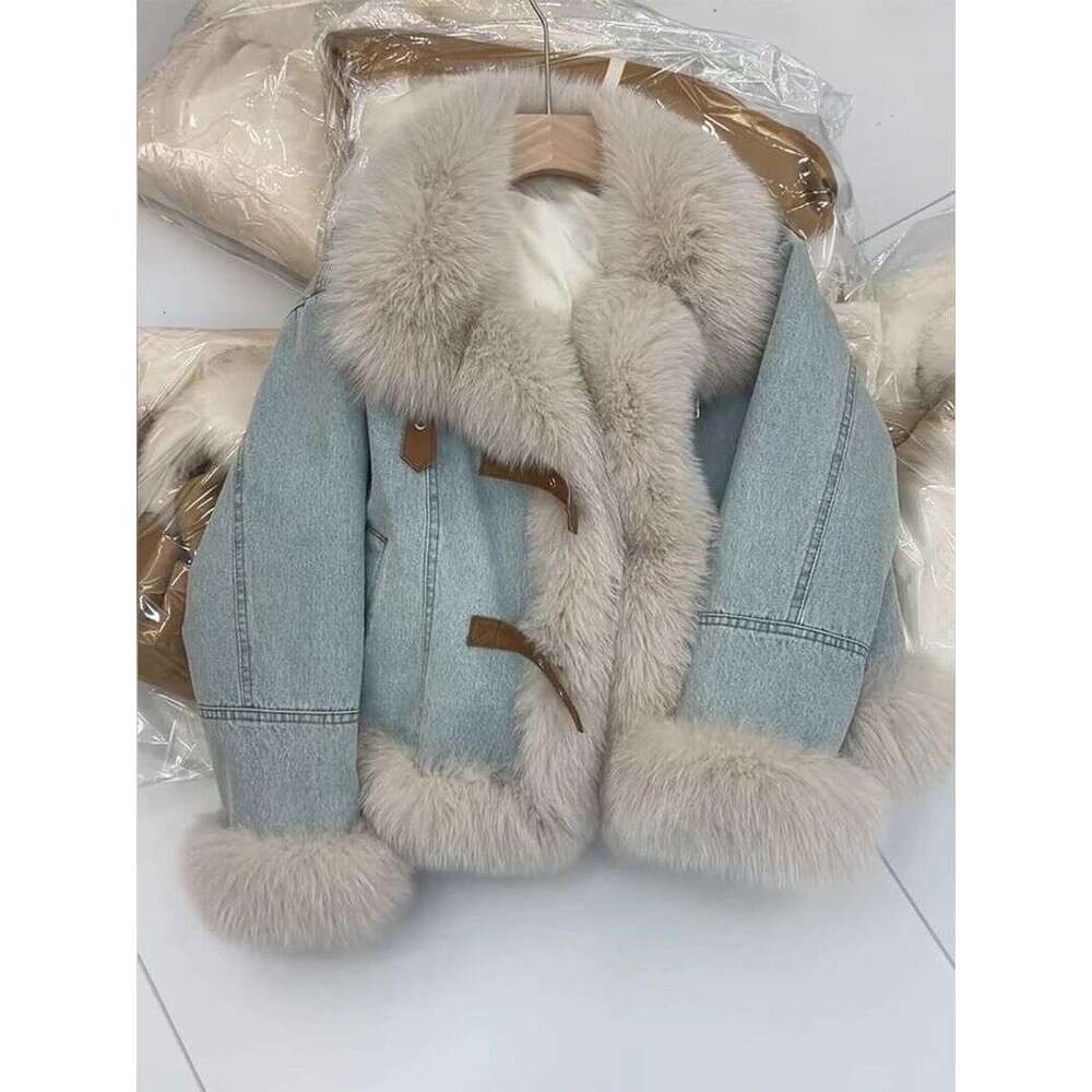 Women's Clothing Design Ing Blue Denim Jacket Fashionable Quilted Thick Warm Fur Plush Coat