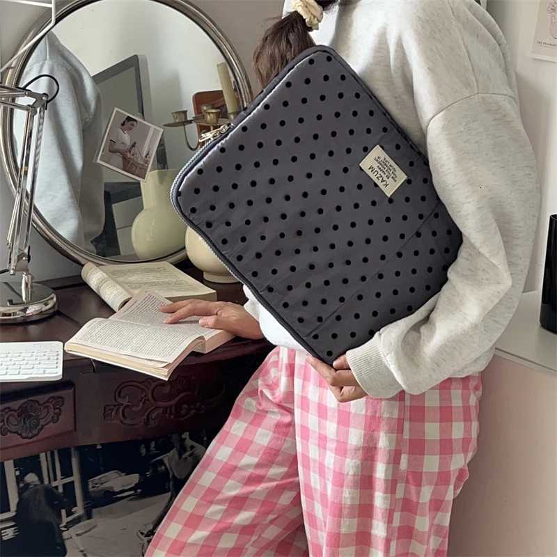 Polka Dot Laptop Sle Quilted Laptop Carrying Case Protective Notebook Bag For 11/13/14/15/15.6 Inch Laptop Tablet Pouch Wen y250730