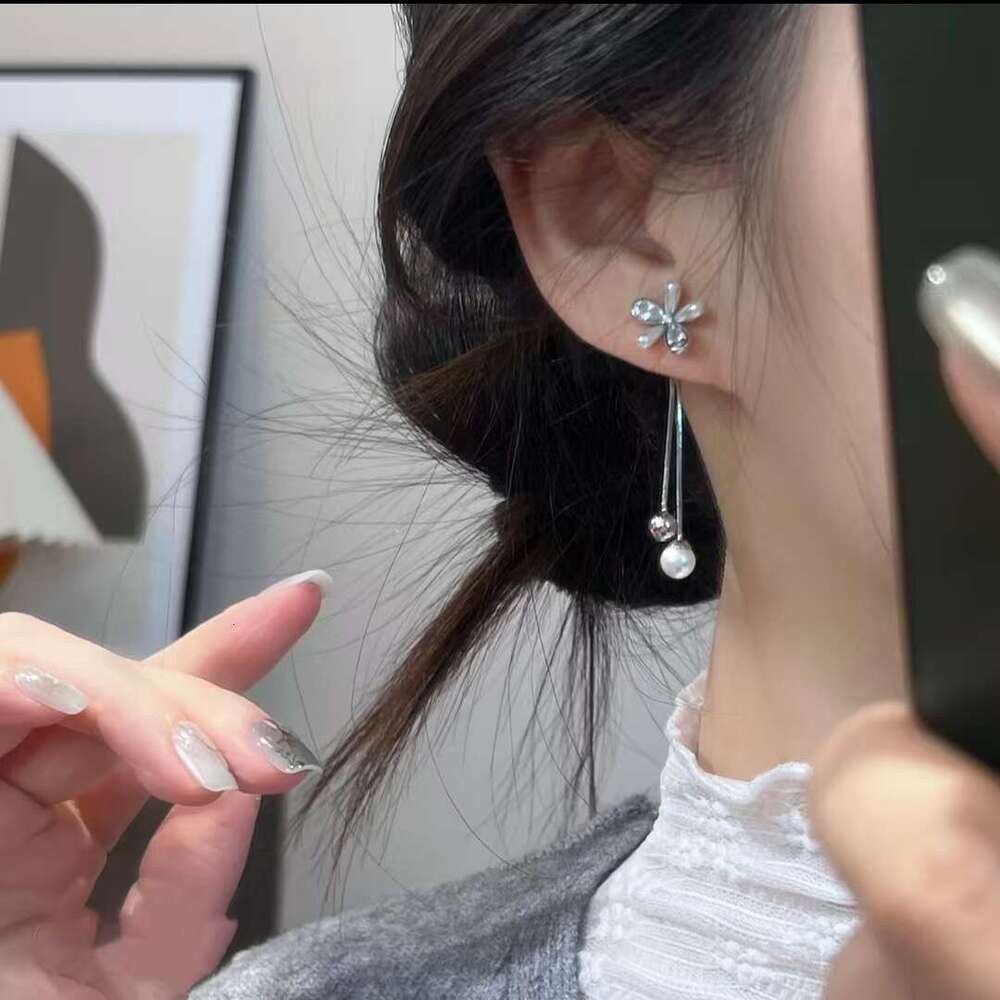 2025 Spring New Tassel Flower Korean Style Light High-end Back-hanging Earrings Versatile Ear Accessories 268