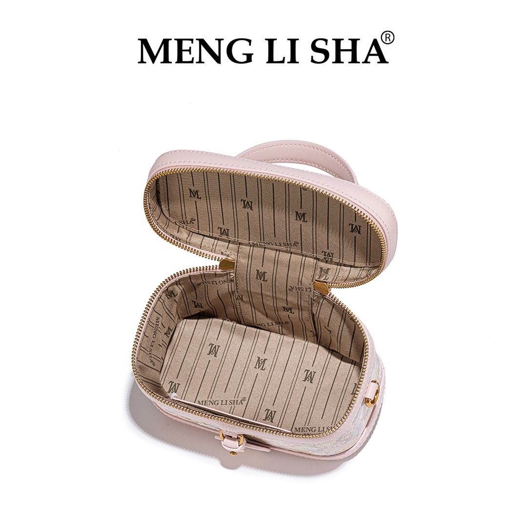 Korean Style Commuting Large Capacity Handbag Box 2025 New Model Light Luxury Niche High-end Feel Single Shoulder Crossbody Small Square Bag ddmymoon